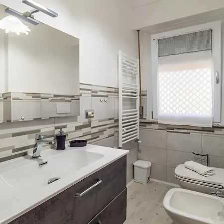 Domus Lucis Terrace & Private Parking Daire *