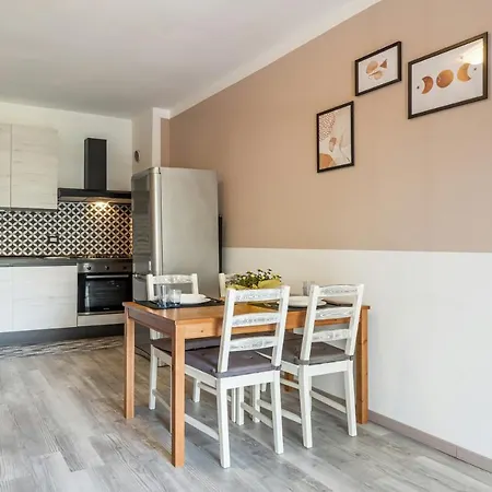 Domus Lucis Terrace & Private Parking * Marinella di Sarzana