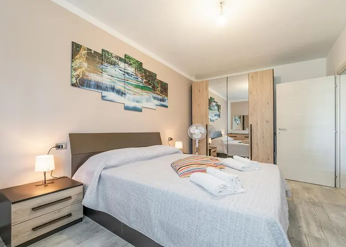 Domus Lucis Terrace & Private Parking