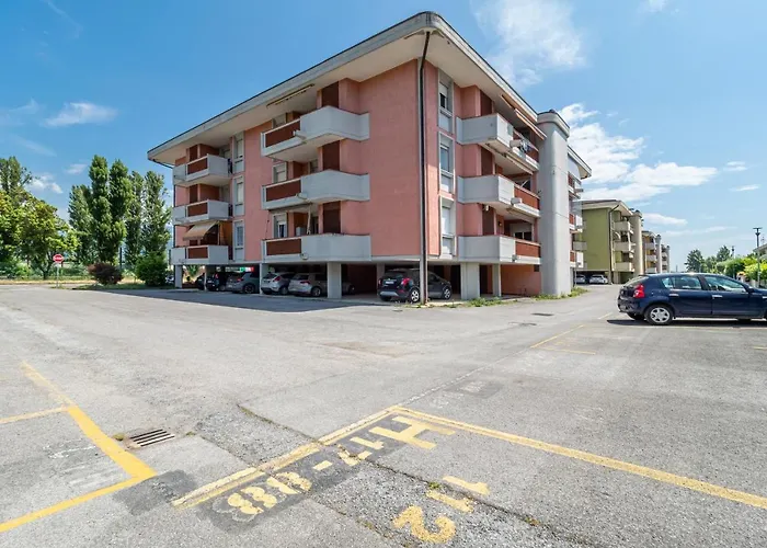 Domus Lucis Terrace & Private Parking Marinella di Sarzana